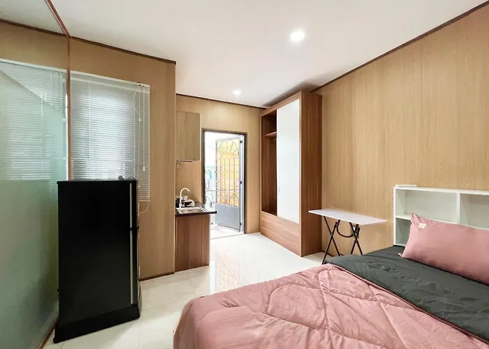 Lunaria Maison- Lucy House